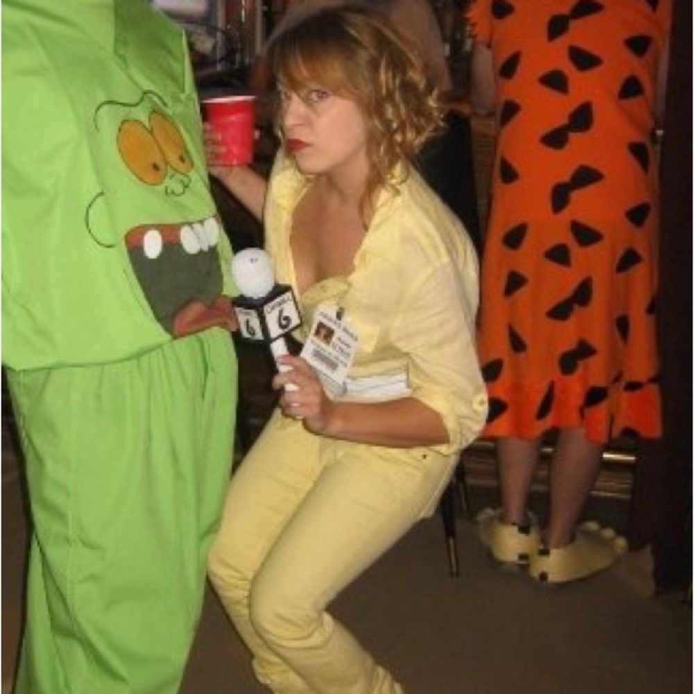 ✨🎃 Halloween Costume 🎃✨ April O’Neil -  Ninja Turtles Yellow Shirt & Pants - S/M